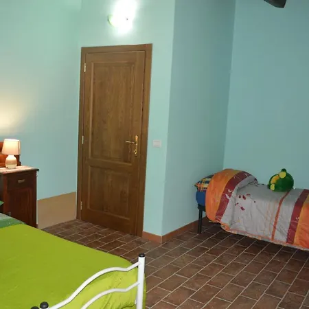 La Casa Del Nonno Nocleg ze śniadaniem